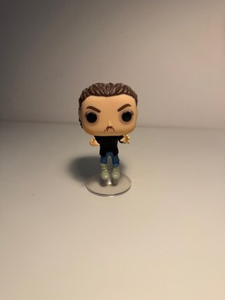 Funko Pop Eleven Stranger Things levitando