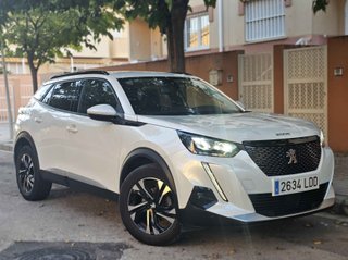 Peugeot 2008 Allure Pure Tech 130 cv, 2019