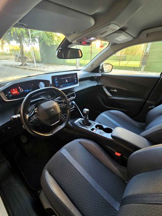 Peugeot 2008 Allure Pure Tech 130 cv, 2019