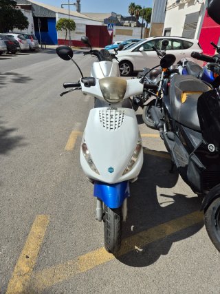 Piaggio Zip 50cc 4T Scooter