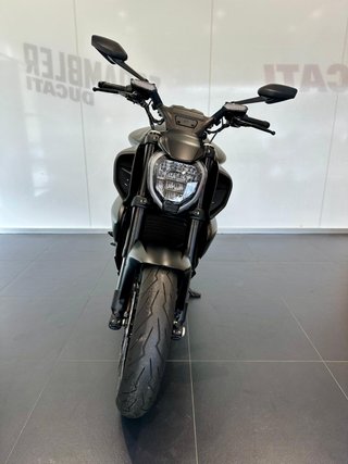 Ducati Diavel V4 KM0
