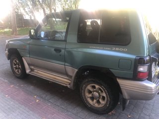Mitsubishi Montero 1996
