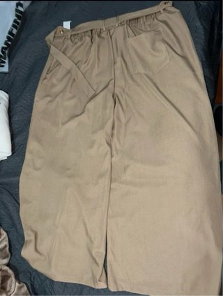 Pantalón SHEIN Beige Talla 5XL