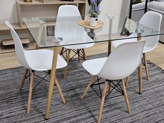 Mesa de Cristal Templado + 4 Sillas Blancas