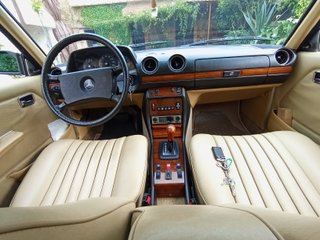 Vehículo coche clásico para bodas y eventos