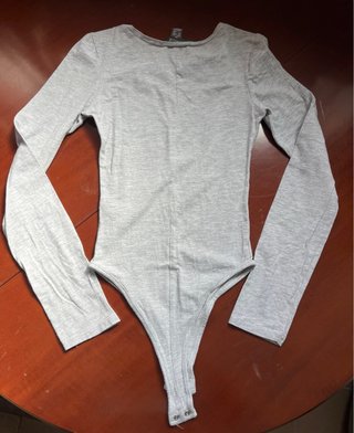 Body Primark gris