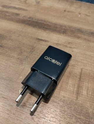 Módem Router 4G Alcatel MW40V WiFi 150 Mbps