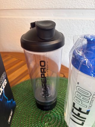 Lote 2 Shakers LifePro nuevos.
