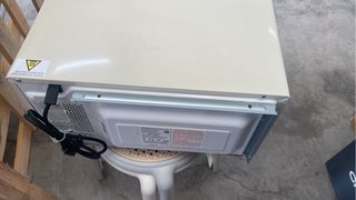 Microondas Retro CREATE con Grill 900W