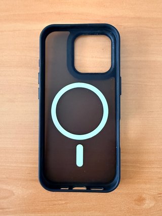 FUNDA MAGSAFE MATE SEMITRANSPARENTE — IPHONE 16 PR