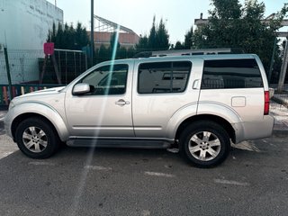 Nissan Pathfinder 2005