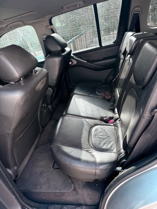 Nissan Pathfinder 2005