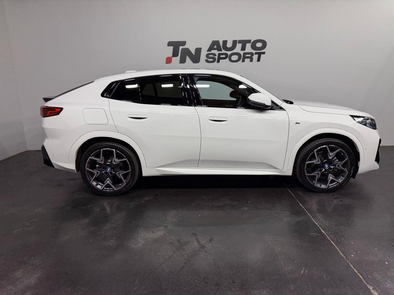 BMW iX2 2025, foto 4