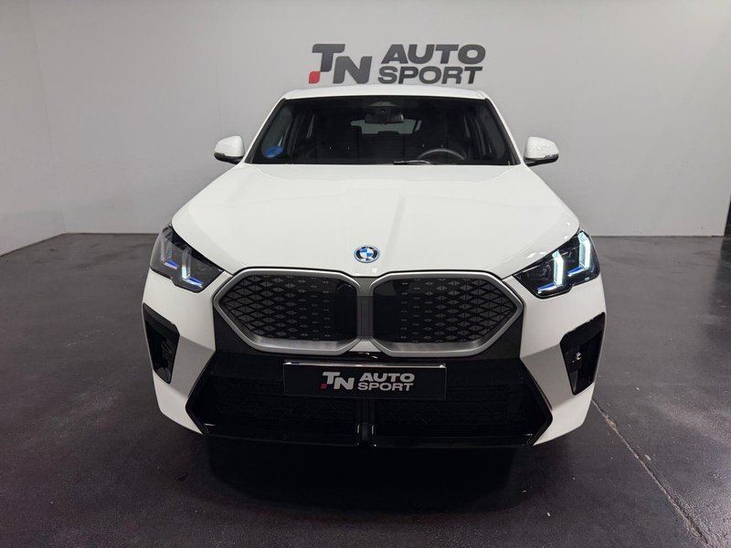 BMW iX2 2025, foto 2