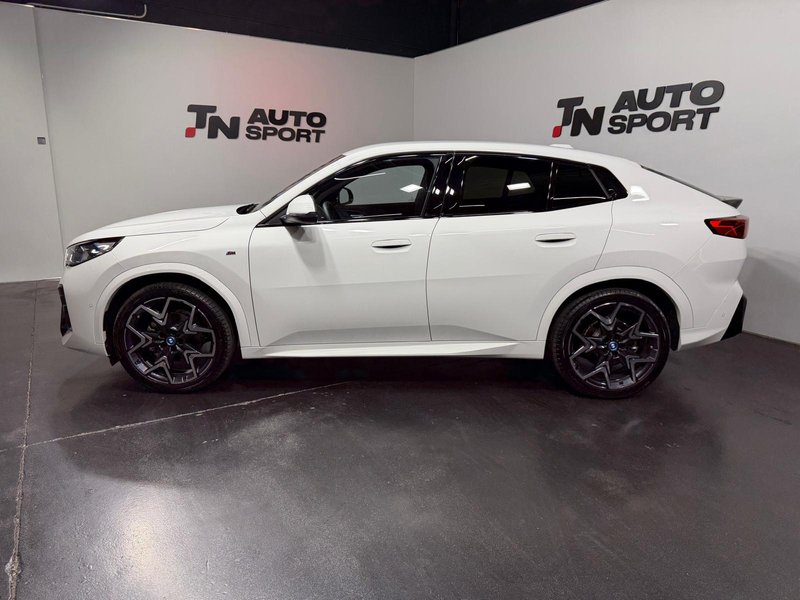 BMW iX2 2025, foto 9