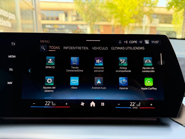 BMW iX2 eDrive20