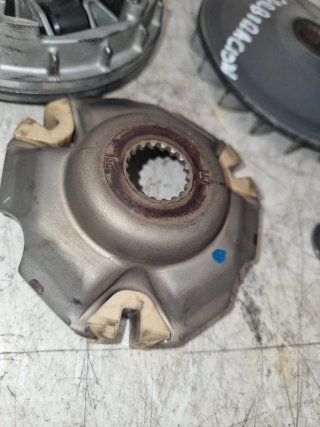 Suzuki Burgman 125-150cc Carburación