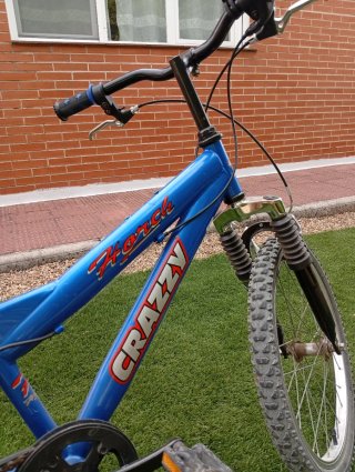 Bicicleta infantil CRAZZY azul