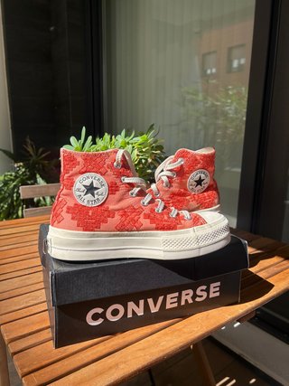 Converse Chuck Taylor Rojas