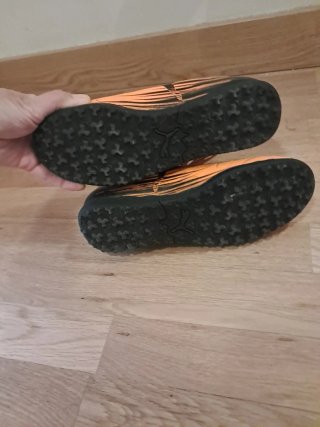 Zapatos de fútbol Puma Talla 38.5