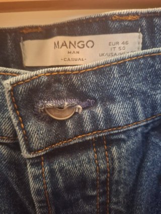 Pantalón vaquero Mango desgastado Talla M