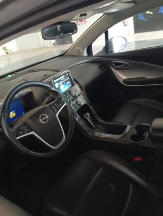 Opel Ampera 2011