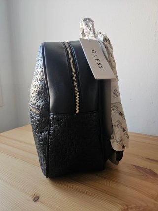 Mochila Guess Negra