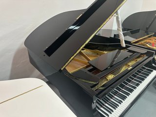 Piano de Cola Yamaha G3 Made in Japan similar C3X