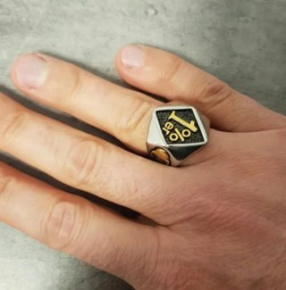 Anillo Sello Calavera 1%