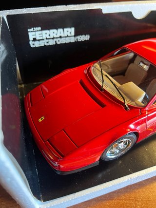 Ferrari Testarossa 1/18 Bburago