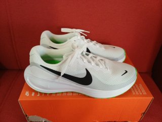 Scarpe Nike bianche e verdi tg 43