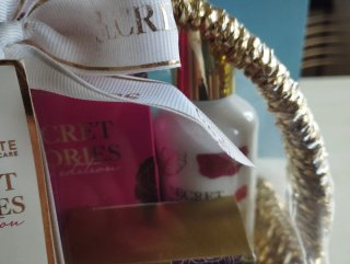 Estuche Secret Stories Set de baño y Cuerpo IDC In