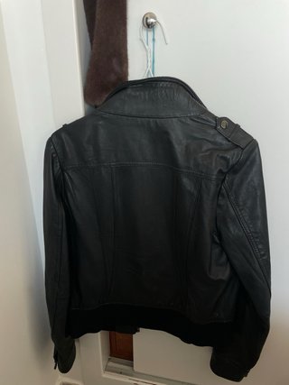 Chaqueta de cuero Zara Basic negra