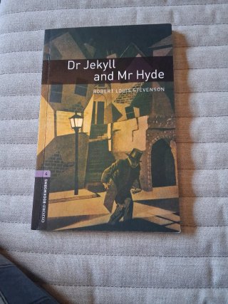 Oxford Bookworms Library: Stage 4: Dr Jekyll an...