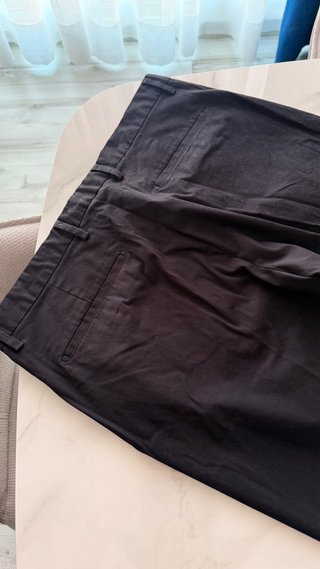 Pantalón Massimo Dutti Slim Fit Negro T.48