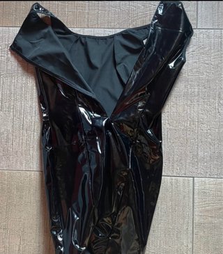 Vestito mini similpelle lucido nero