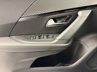 Peugeot 2008 Allure Gasolina 100 S&amp;S 6 Vel. MAN