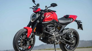 Ducati 937 Monster - Alquiler por día