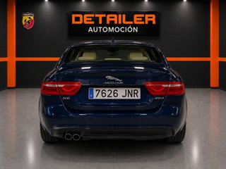 Jaguar XE 2016