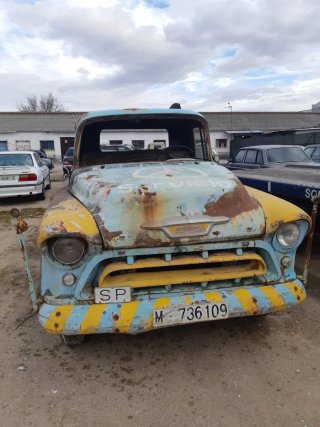 Chevrolet 3100  1957