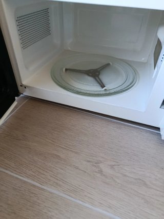 Microondas Orbegozo Blanco