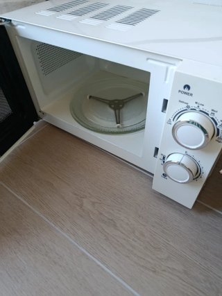 Microondas Orbegozo Blanco