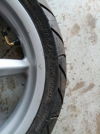 Rueda Scooter 120/70R14 M/C 55H llanta nueva