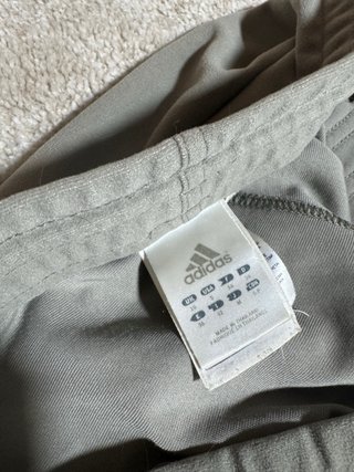 Pantalones Adidas Verde Oliva y Rosa