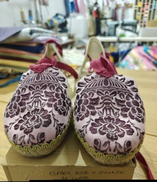 Espardenya Fallera Rosa y Granate Talla 40