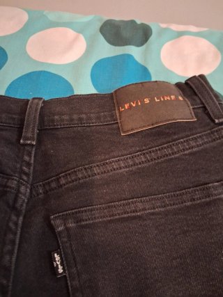 Pantalón Levi's caballero negro