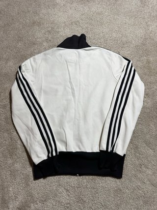Sudadera Adidas Vintage Blanca y Negra