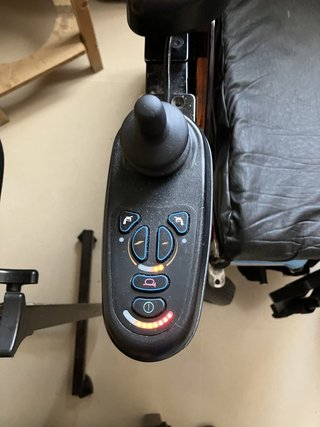 Silla eléctrica Triplex SX con asiento postural
