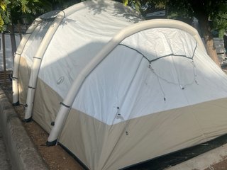 Tienda campaña Quechua 4.1 hinchable