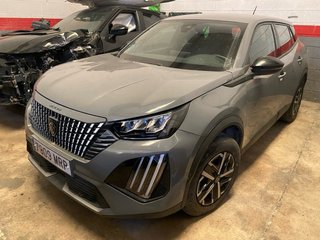Peugeot 2008 averiado automatico Hibrido ECO
